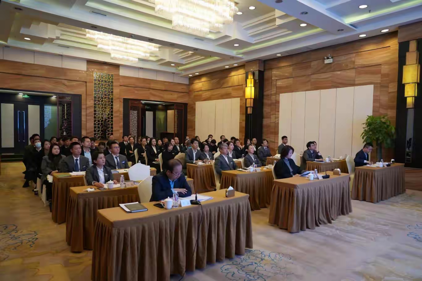 ������(�й���)���޹�˾����