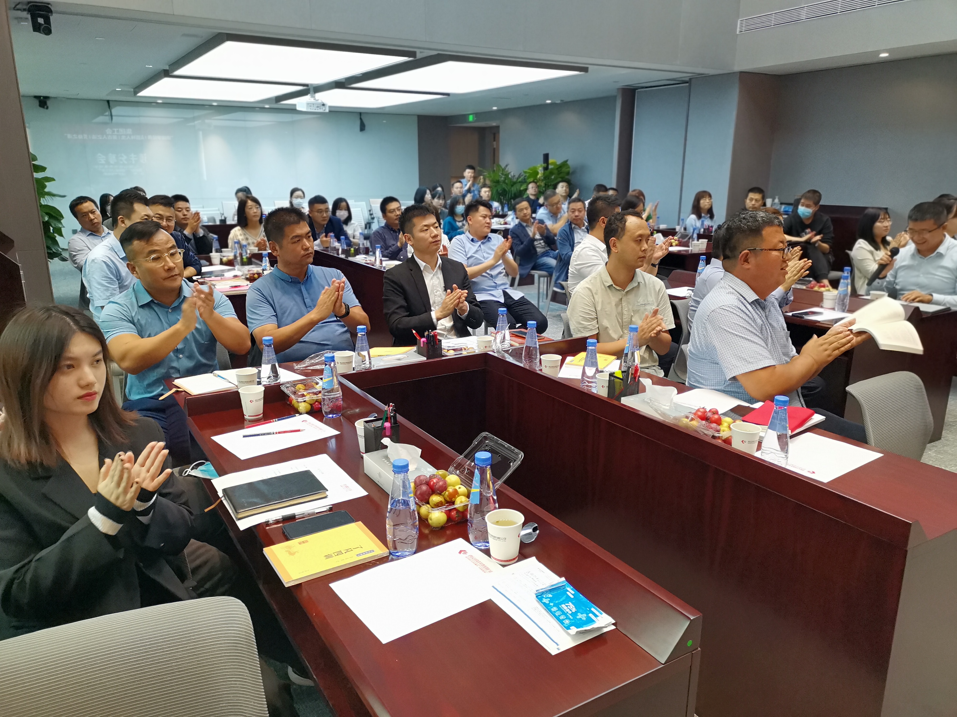 ������(�й���)���޹�˾����